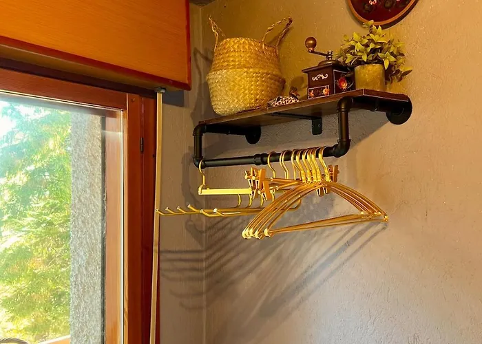 Cosy Mountain Escape Newly Renovated Апартаменты *